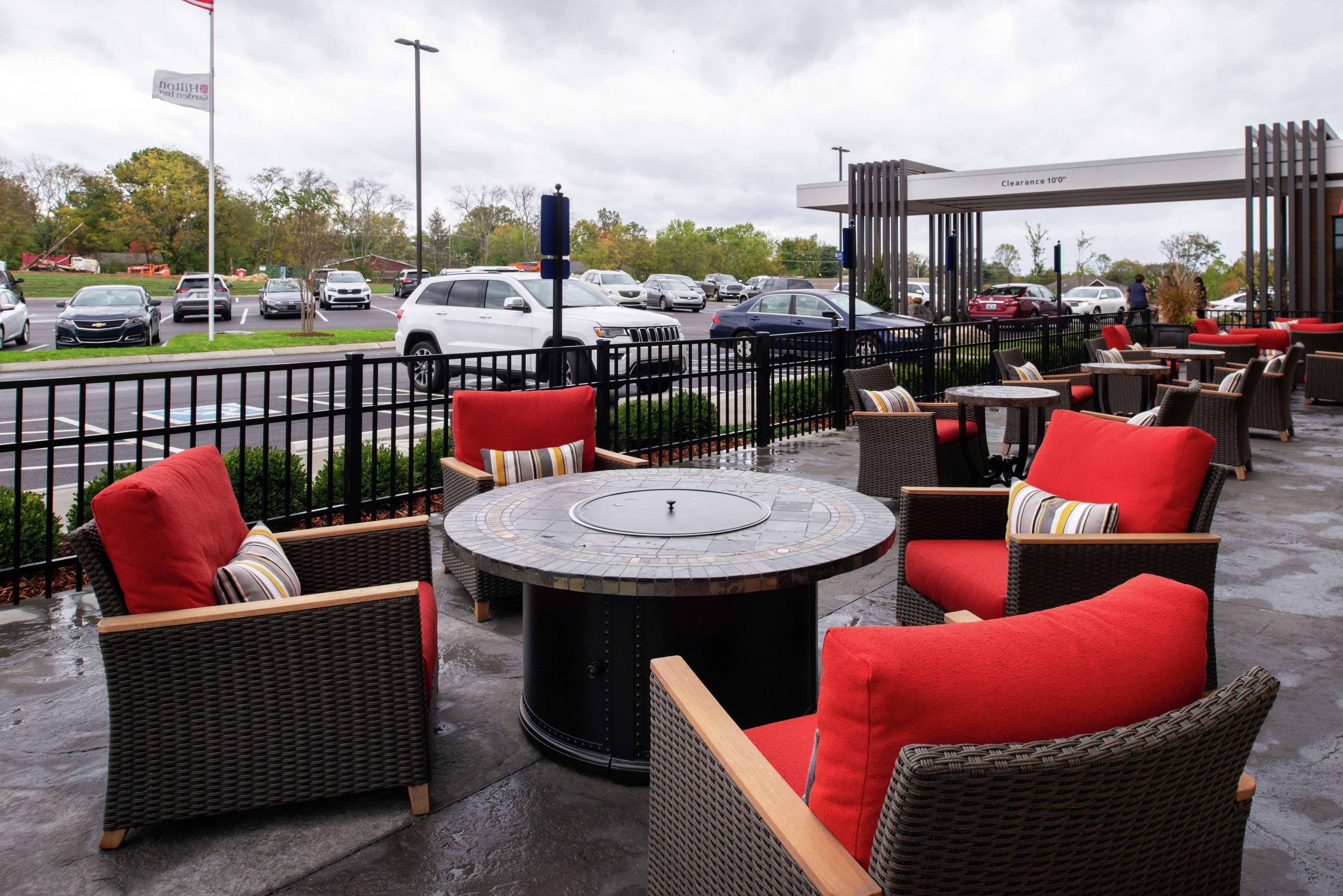 Hilton Garden Inn Gallatin Exteriör bild