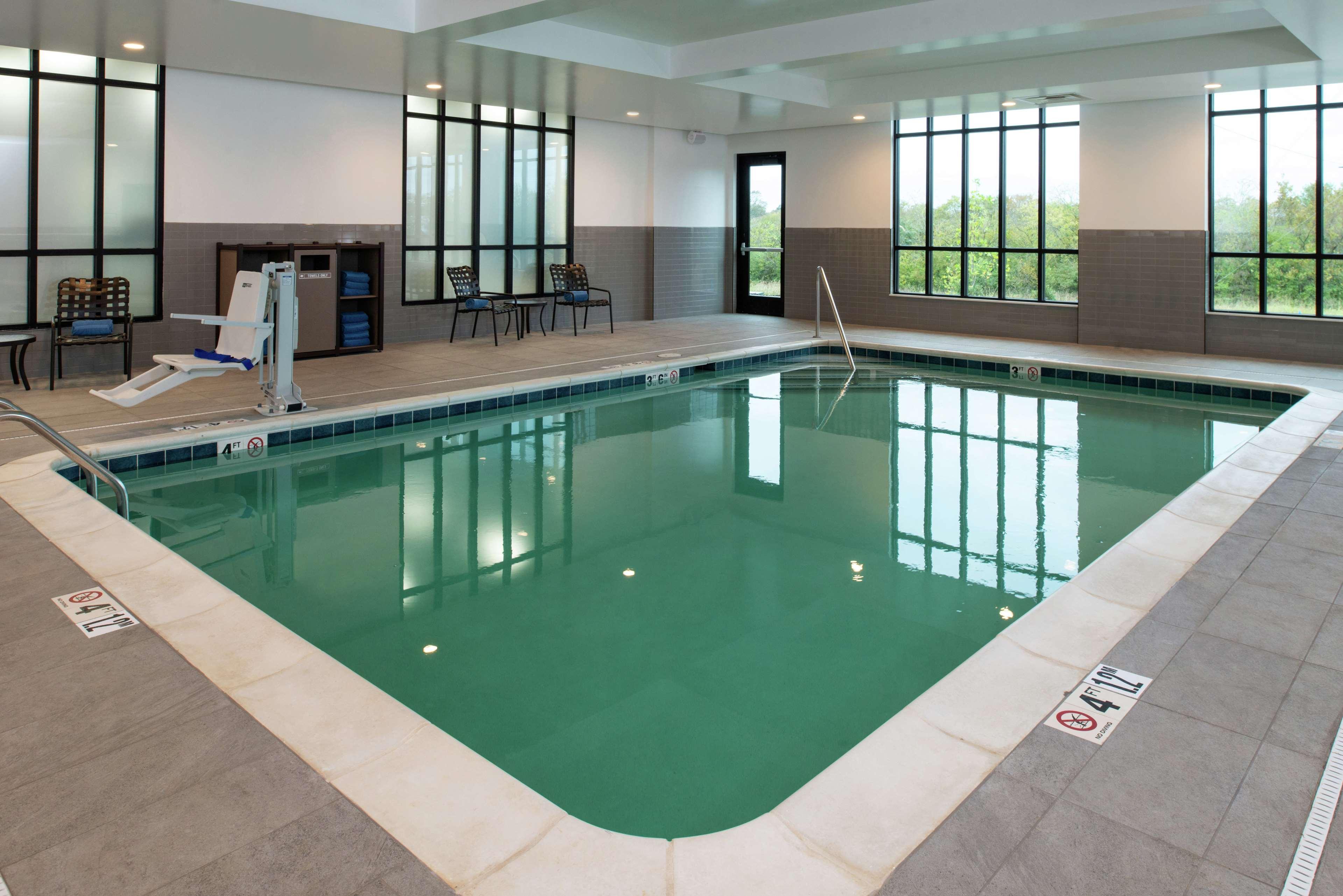 Hilton Garden Inn Gallatin Exteriör bild